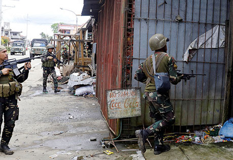 Filipinas; rehenes y desplazados