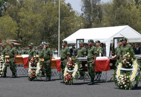 México; soldados caídos, homenaje