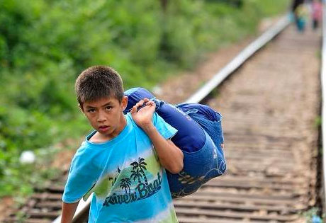 UNICEF; niños migrantes solos