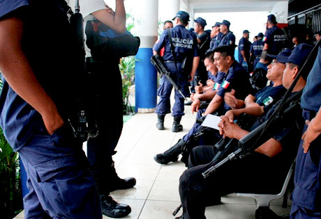 México; Policía Zihuatanejo, infiltrada