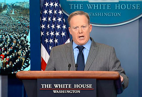 Renuncia Spicer