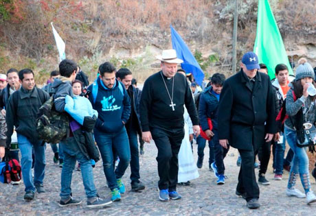 Nuncio peregrinando