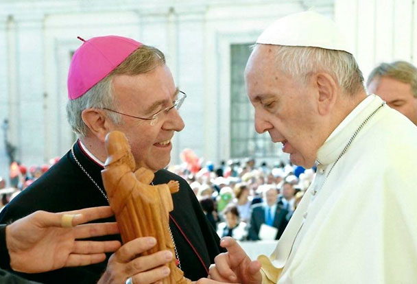 Francisco llamó a obispos no especular