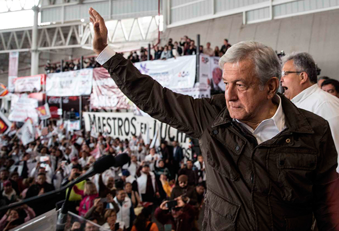 López Obrador no va a 10 por la educación.