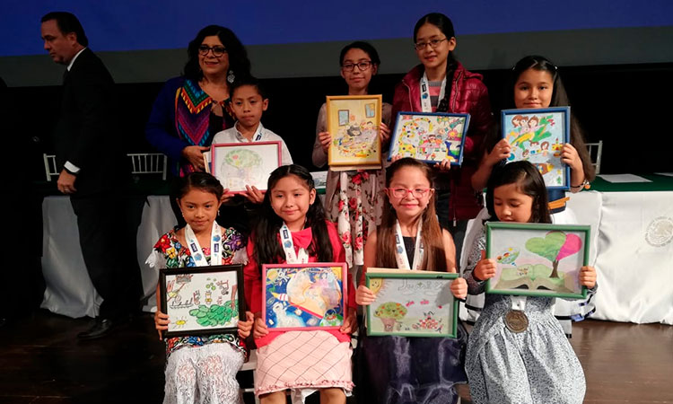 Premiación del 13 Concurso Nacional de Dibujo Infantil