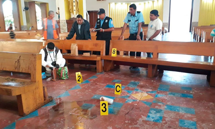 Padre atacado con ácido en Nicaragua