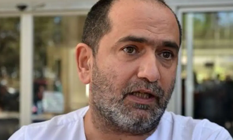 Renuncia el doctor Briones