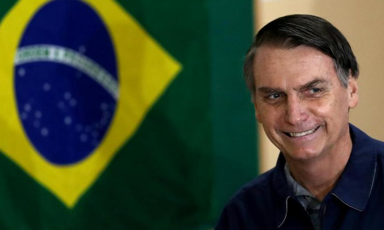 Brasil crece, México no