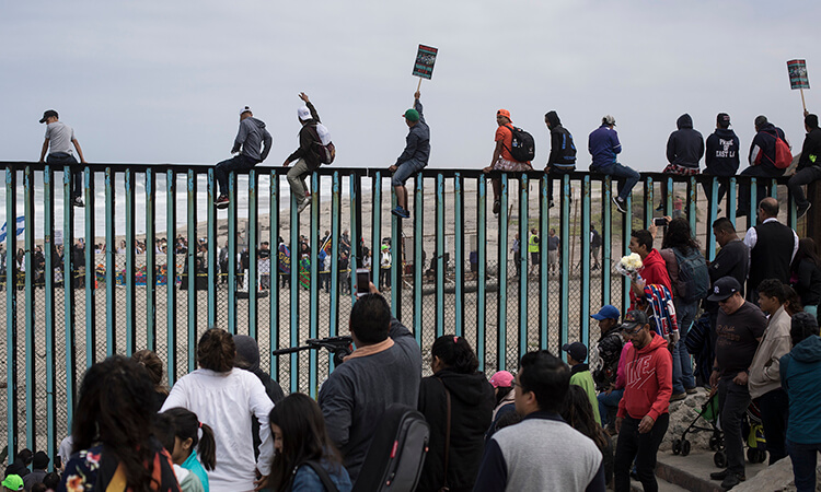 Migrantes en las fronteras/Fotos de la conferencia