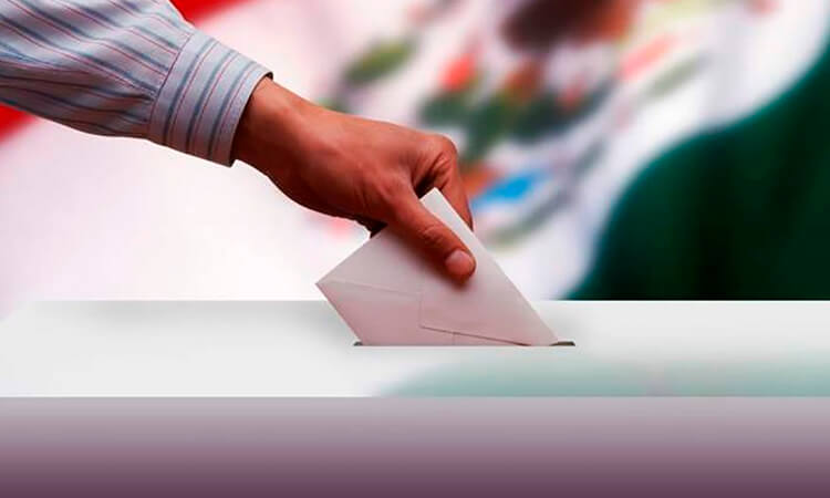 Reelección o revocación