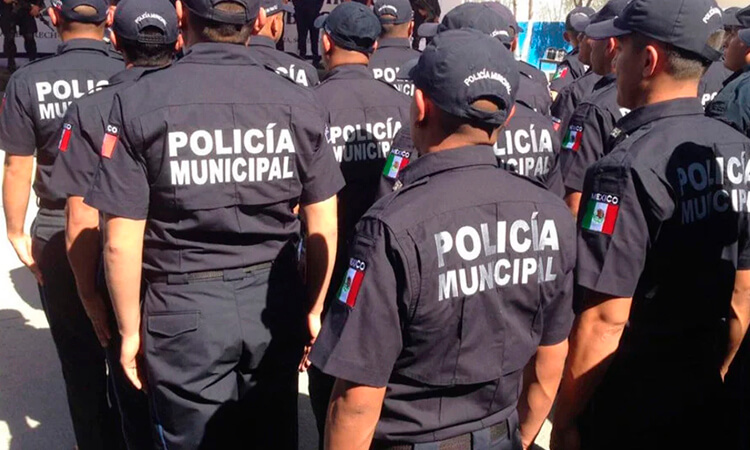 Policías