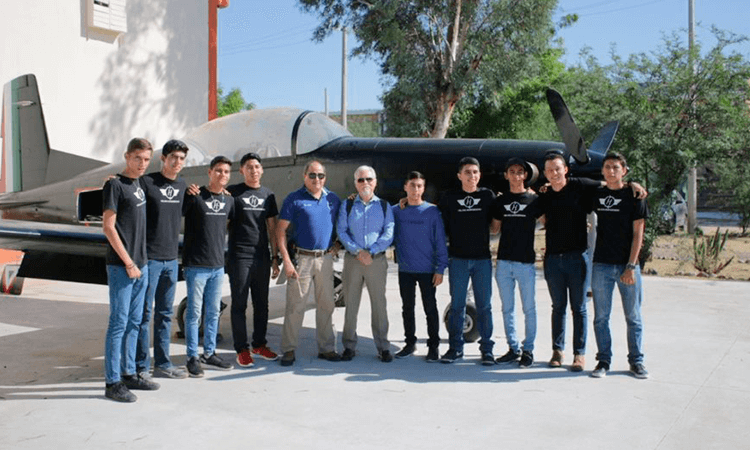 Estudiantes mexicanos en la NASA