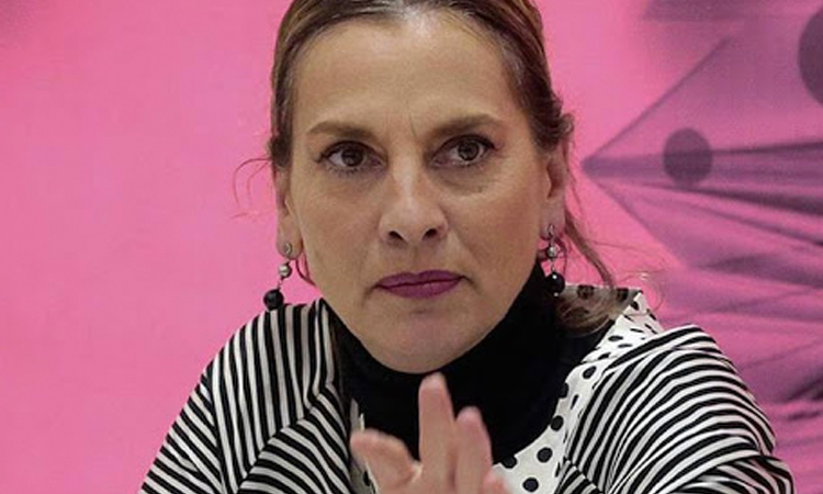 Las mujeres no se ven