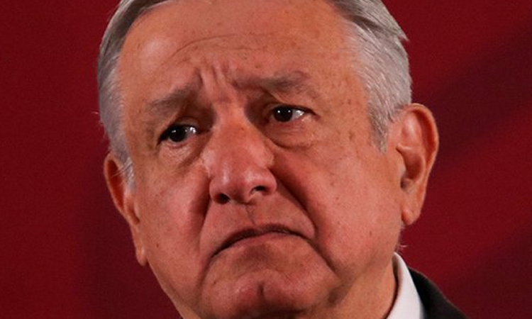AMLO a la baja