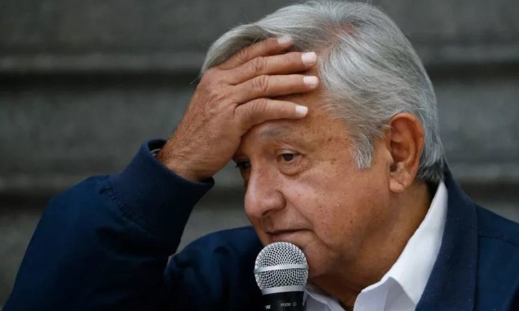 Crítica a AMLO