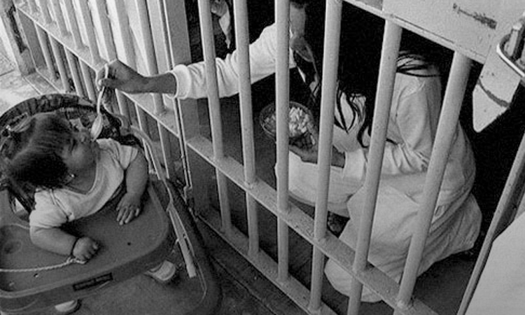 Niños en las cárceles de México