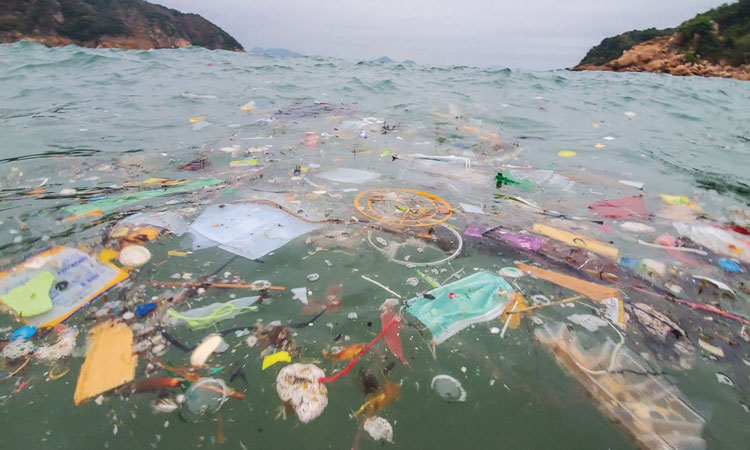 Millones de toneladas de plasticon van al mar